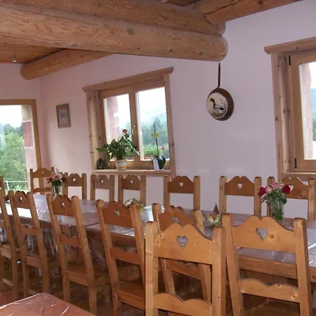D'hotes La Ferme Du Canard Argente Frühstückspension Provenchères-sur-Fave